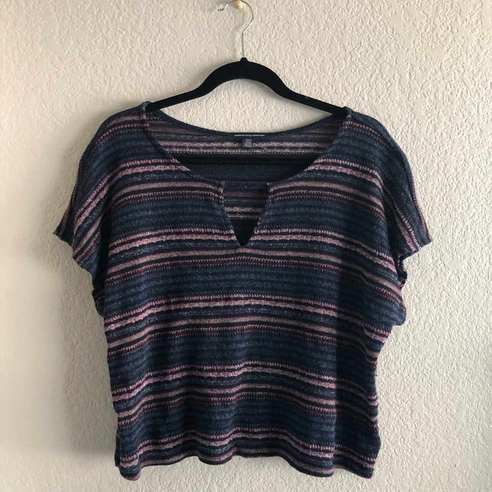 American Eagle knit shirt